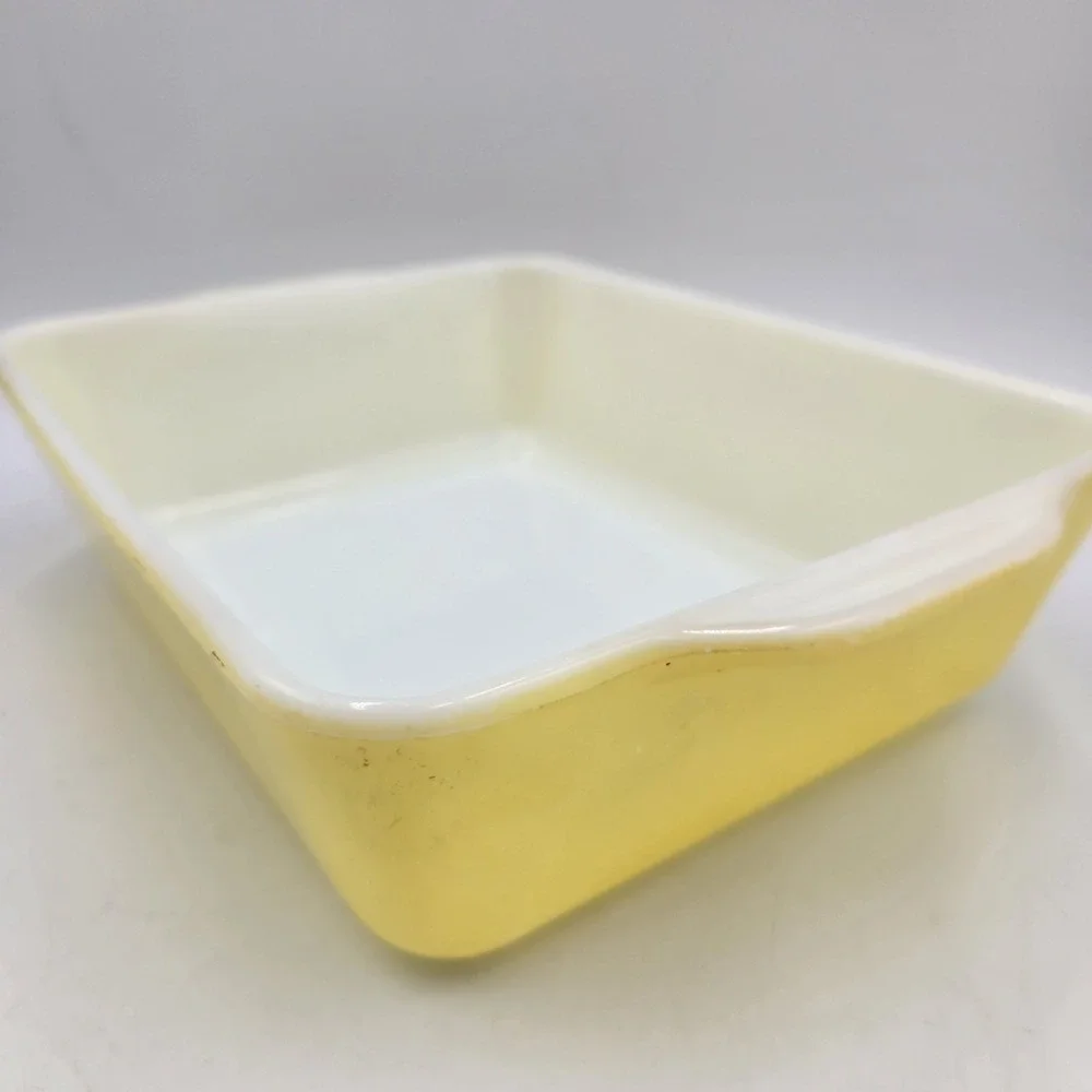 Vintage Pyrex 503-B Yellow 1-1/2 Qt Rectangular Casserole Baking Dish NO LID